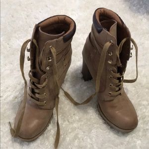 Guess heel boots